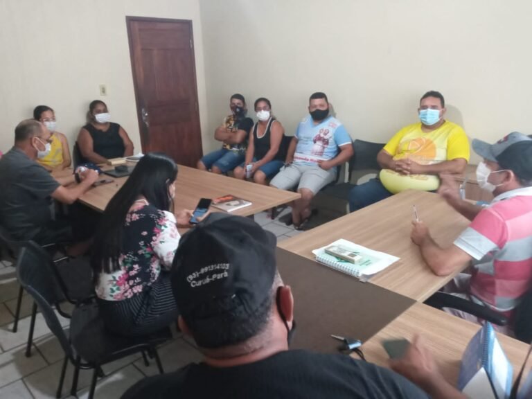 Prefeito e Vice reúnem com SindSaúde para debater o PCCR dos profissionais de saúde de Curuá