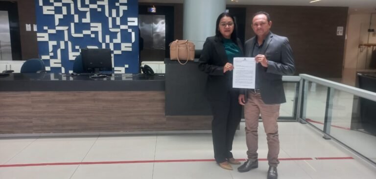 O Prefeito, estar em Brasília, e Visitou a sede do INEP